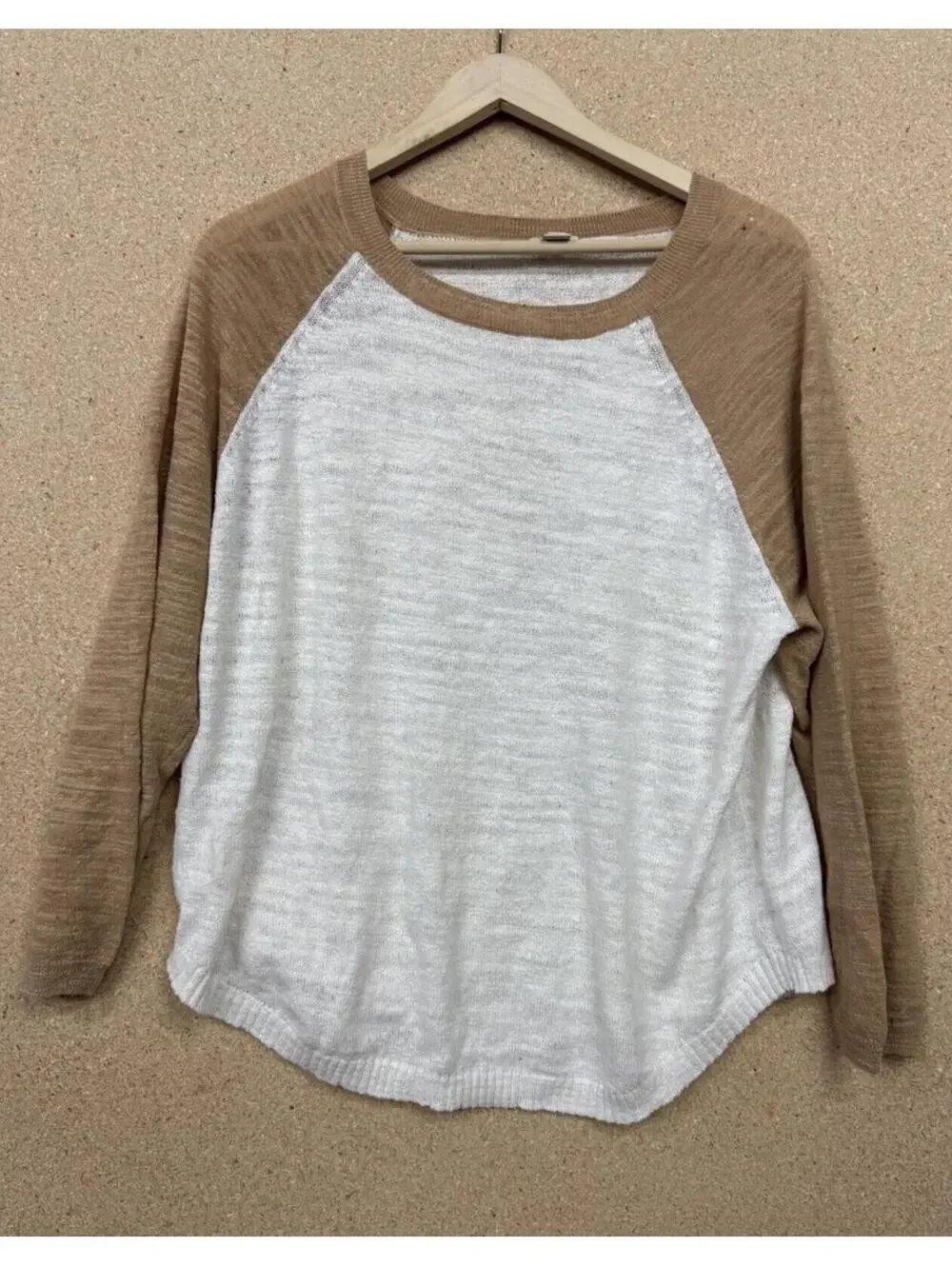 (RFB3) J Crew Womens XXL Sweater Cream Tan Colorblock Raglan Lightweight Knit